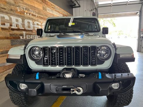 Used 2024 Jeep Wrangler Unlimited Rubicon 4xe AWD/4WD image 6