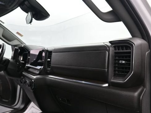Used 2024 Chevrolet Silverado 2500 LT AWD/4WD image 23
