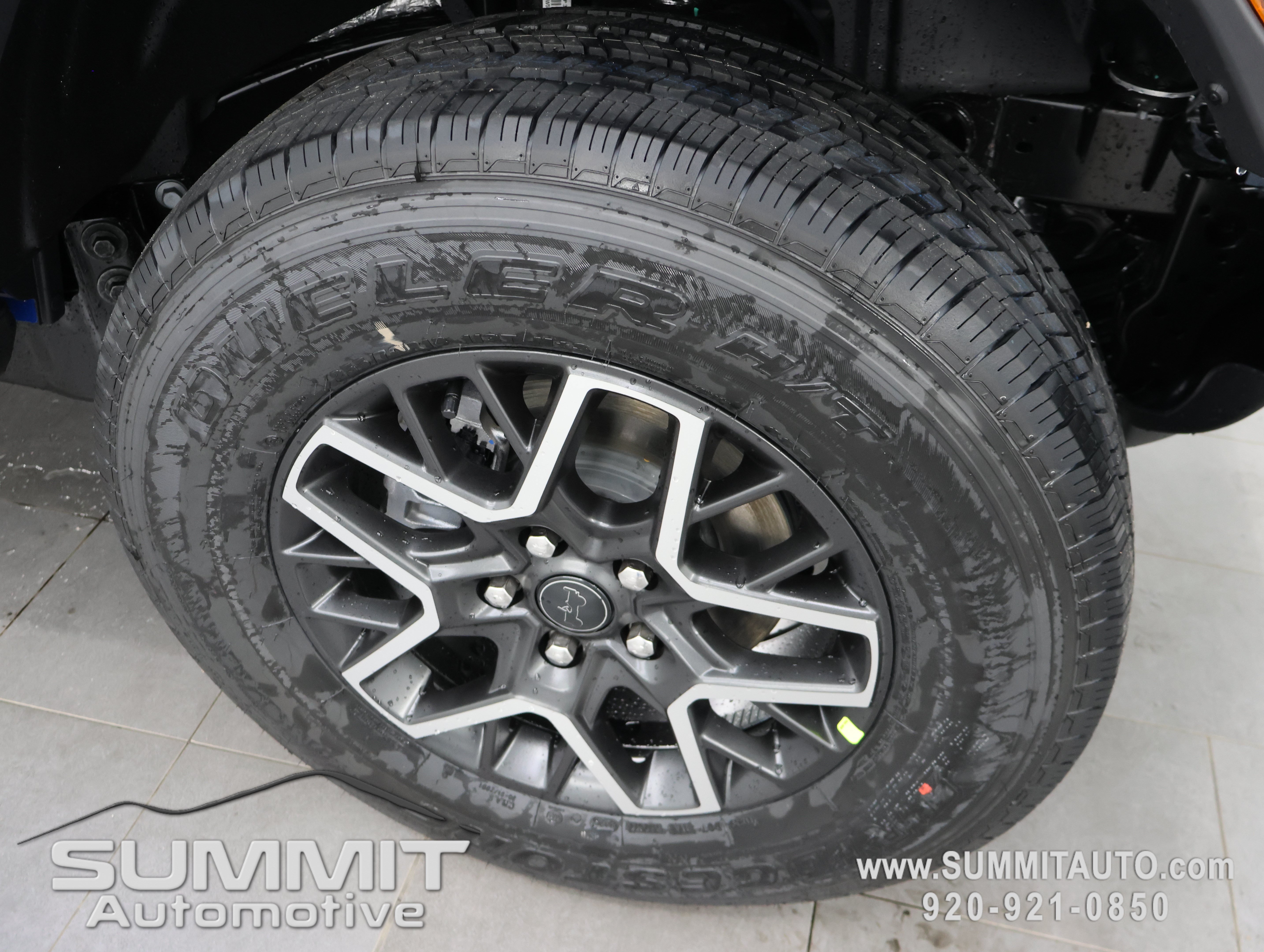 New 2027 Jeep Wrangler Unlimited Sahara AWD/4WD image 3