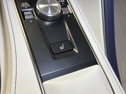 Certified 2025 Lexus LC 500 Coupe image 23