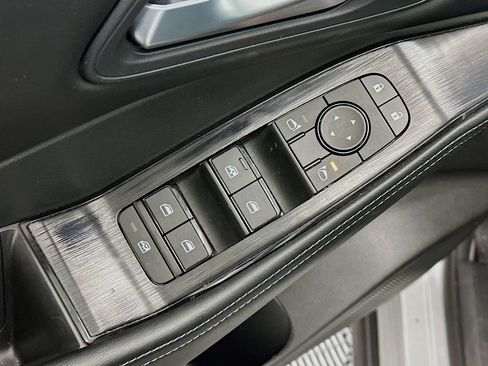 Used 2025 Nissan Rogue SV AWD/4WD image 15