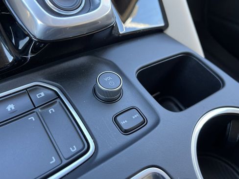 Used 2023 Acura MDX SH-AWD image 15