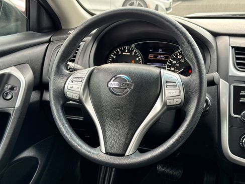 Used 2016 Nissan Altima 2.5 S w/ Power Driver Seat Package image 23