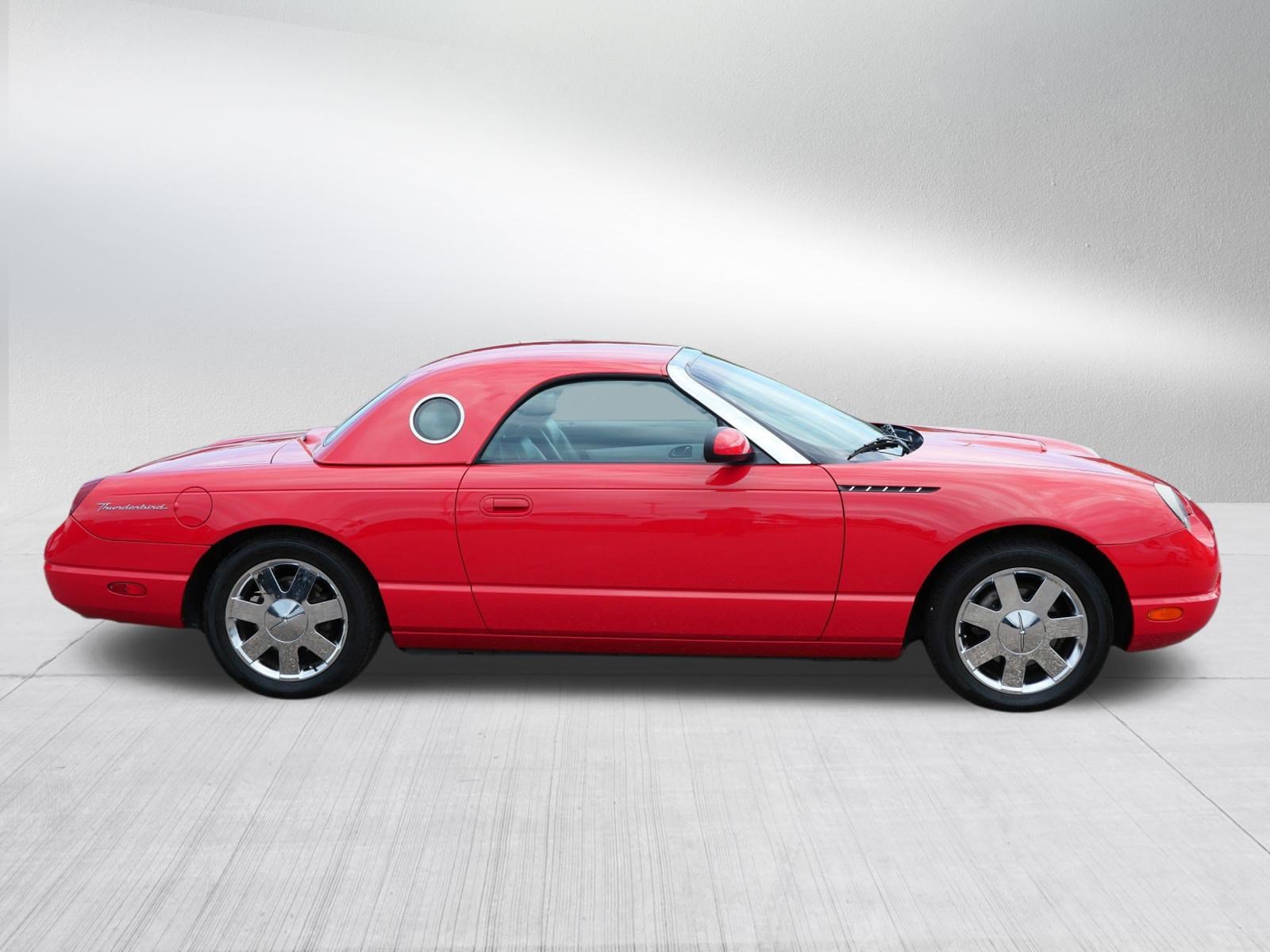 Used 2002 Ford Thunderbird RWD image 8