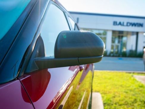 Used 2023 Ford Explorer XLT w/ Equipment Group 202A image 15