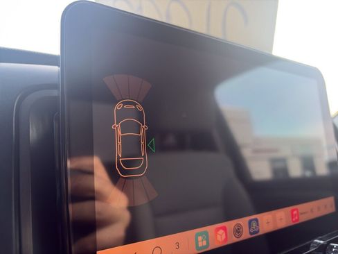 Used 2017 GMC Sierra 1500 2WD Regular Cab image 14