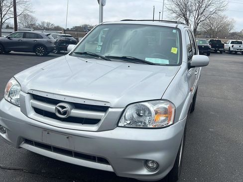 Used 2005 MAZDA Tribute s w/ Package 3 image 14