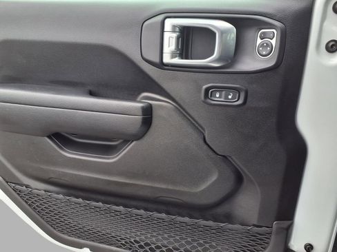 Used 2023 Jeep Gladiator Sport image 20