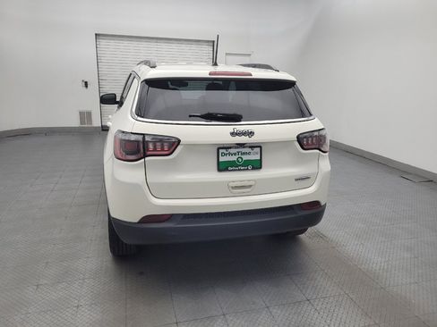 Used 2018 Jeep Compass Latitude FWD image 6