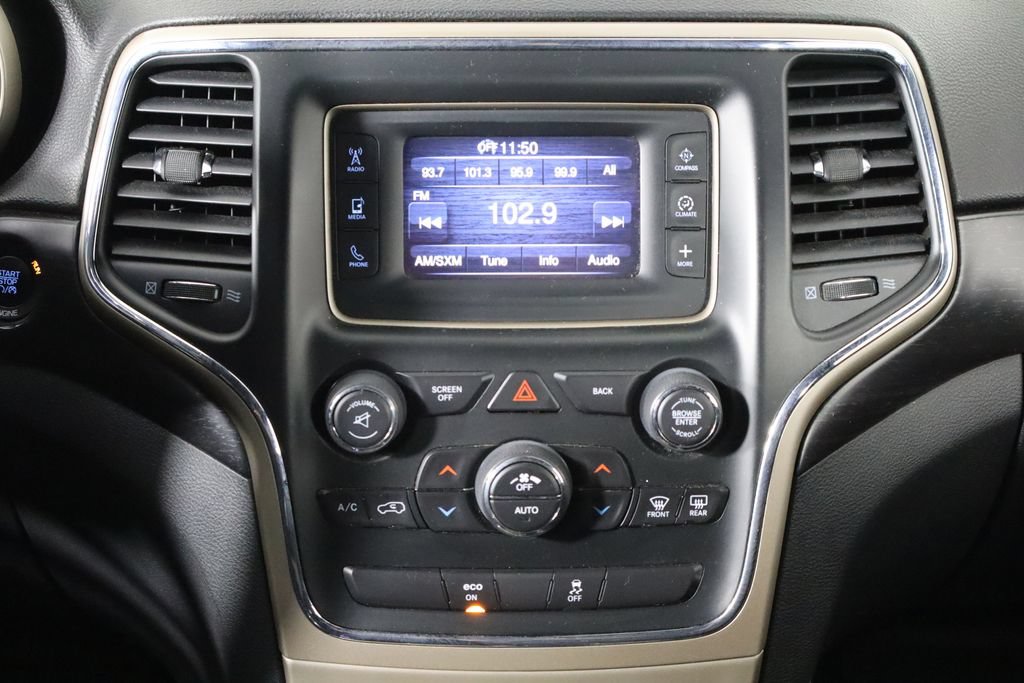 Used 2014 Jeep Grand Cherokee Laredo w/ Quick Order Package 23E AWD/4WD image 28