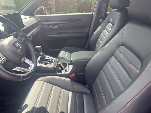 Used 2025 Honda CR-V Sport-L image 11
