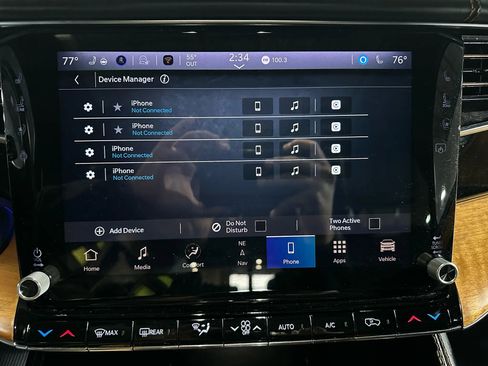 Used 2022 Jeep Grand Wagoneer Series III AWD/4WD image 24