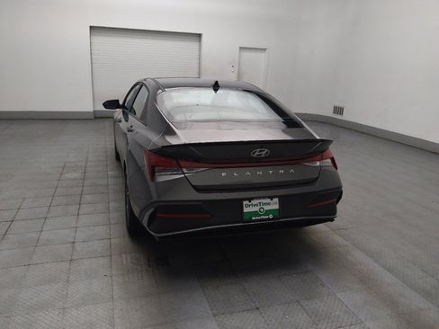 Used 2025 Hyundai Elantra Sport FWD image 6