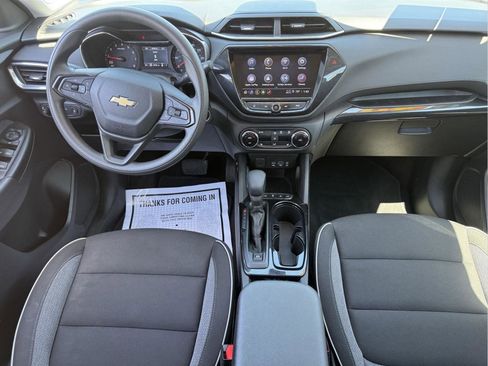 Used 2023 Chevrolet TrailBlazer LT w/ Convenience Package AWD/4WD image 13