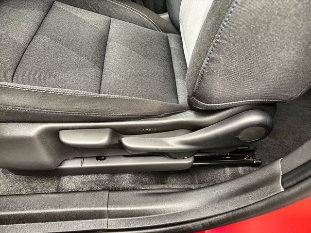 Used 2026 Chevrolet Trax LS FWD image 12