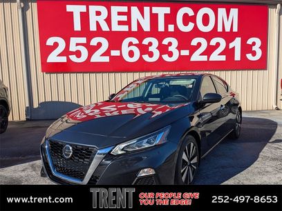 Used 2022 Nissan Altima 2.5 SV