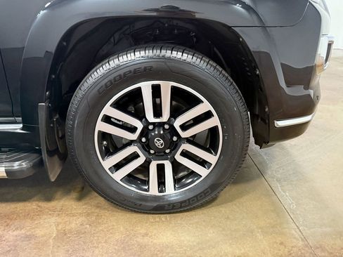 Used 2021 Toyota 4Runner Limited image 89