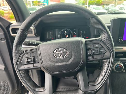 New 2026 Toyota Tacoma SR5 AWD/4WD image 21