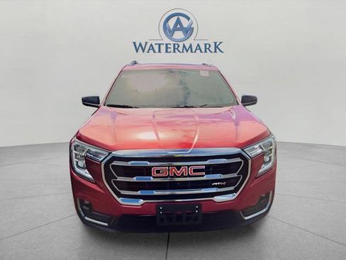 Used 2024 GMC Terrain AT4 w/ Tech Package AWD/4WD image 5