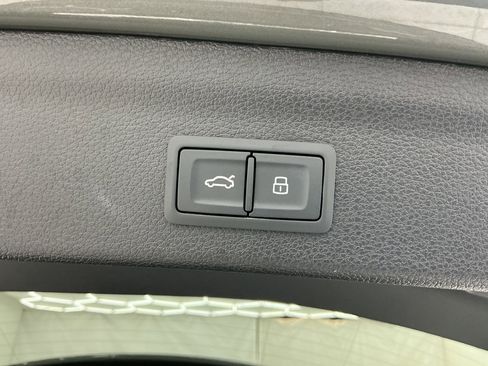 Used 2021 Audi Q3 2.0T Premium Plus w/ Premium Plus Package AWD/4WD image 46