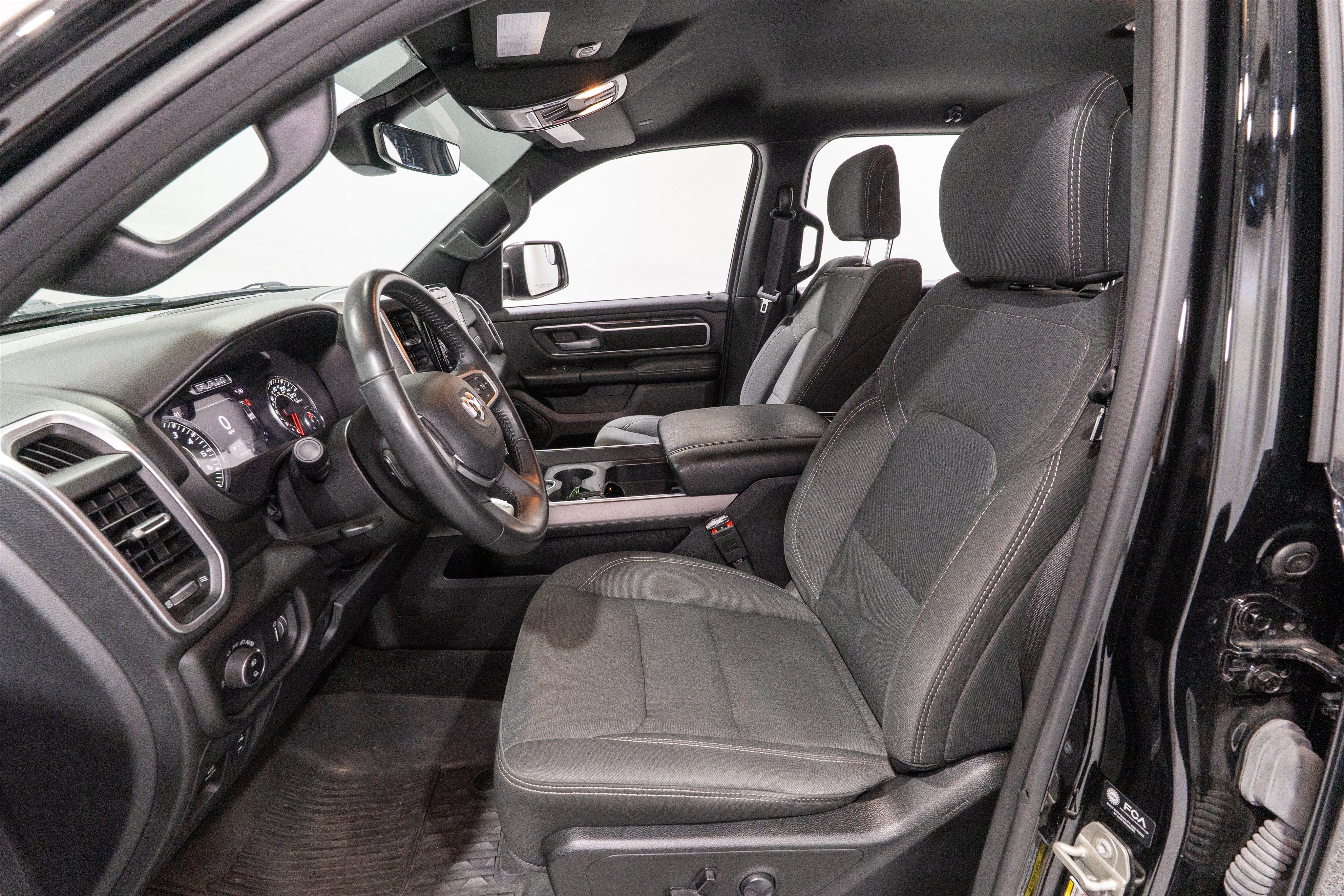 Used 2023 RAM 1500 Big Horn AWD/4WD image 16