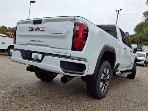 New 2026 GMC Sierra 2500 Denali w/ Denali Reserve Package image 29