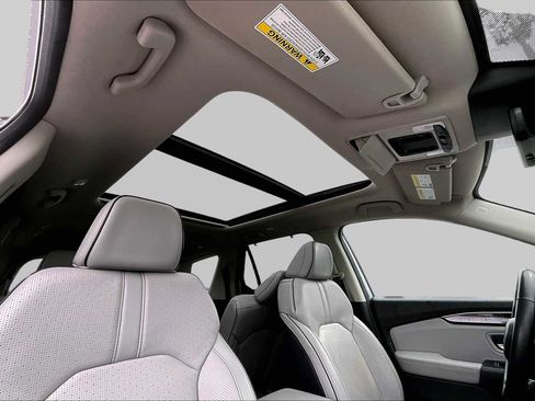 Used 2024 Honda Pilot Elite image 14