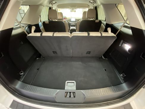 Used 2020 Ford Explorer Limited image 32