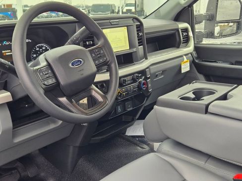 New 2026 Ford F550 4x4 Regular Cab Super Duty image 14