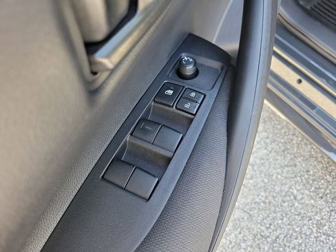 Used 2025 Toyota Corolla LE FWD image 14