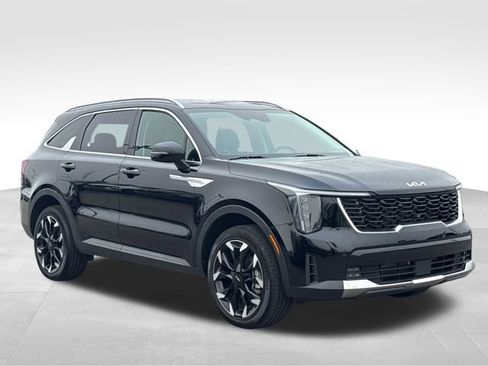 Certified 2026 Kia Sorento EX AWD/4WD image 7