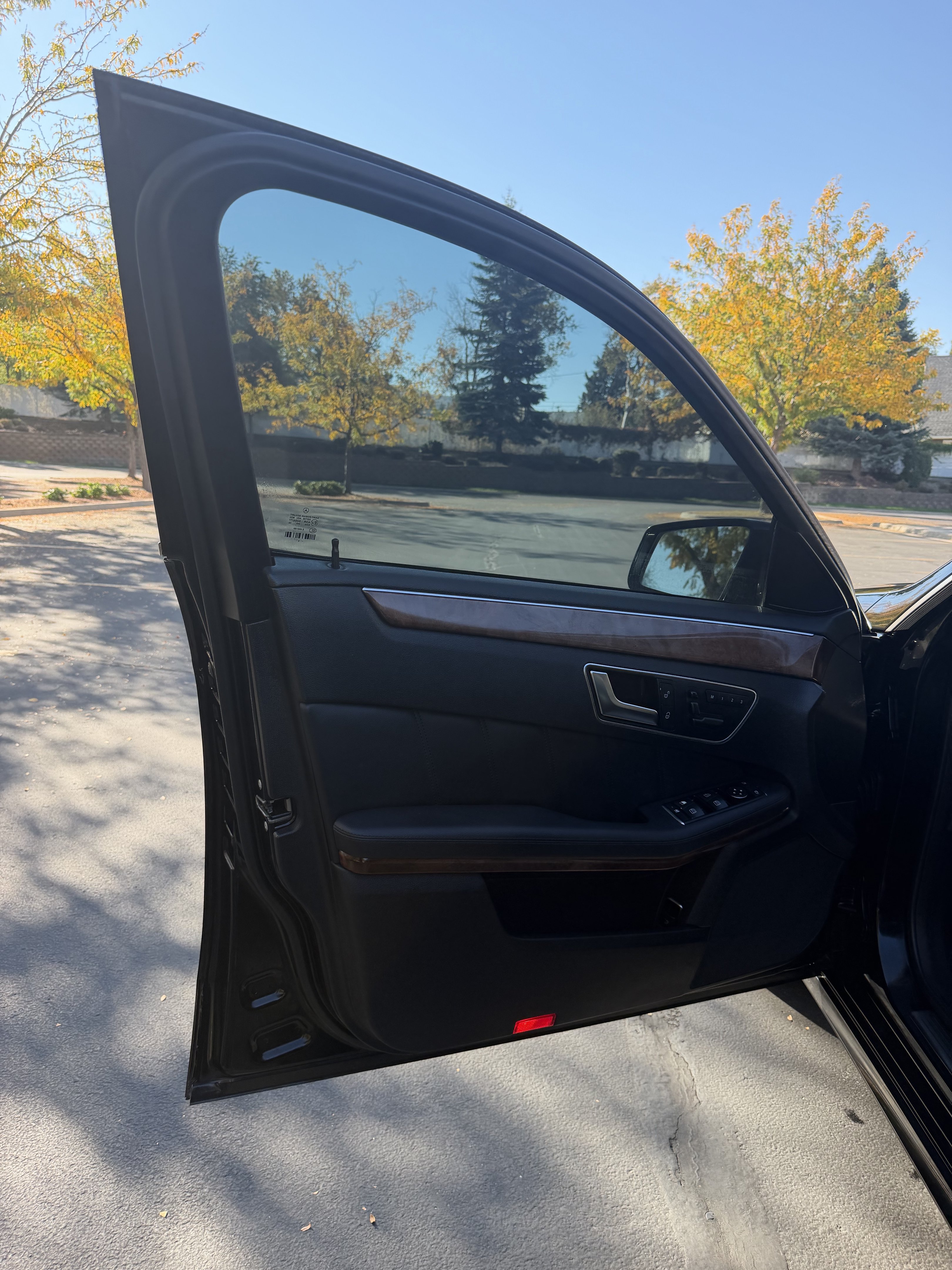 Used 2013 Mercedes-Benz E 350 BlueTEC Sedan image 16