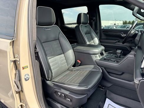Used 2023 GMC Sierra 1500 AT4X AWD/4WD image 25