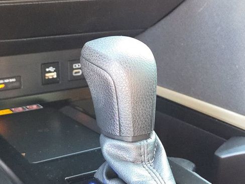 Used 2025 Toyota Camry LE w/ Convenience Package image 23