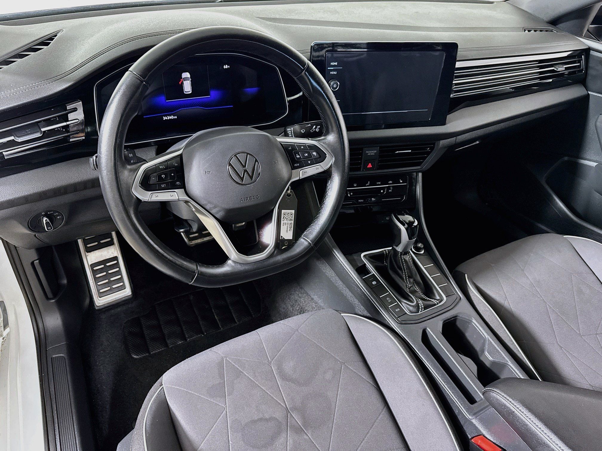 Used 2025 Volkswagen Jetta Sport FWD image 11