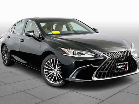 Used 2023 Lexus ES 350 w/ Premium Package image 2