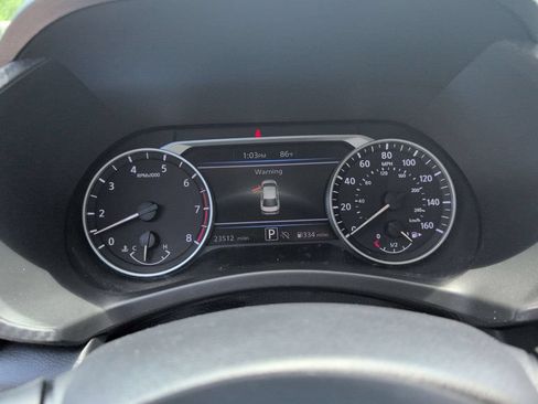 Used 2025 Nissan Sentra SV FWD image 16