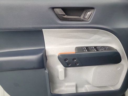 Used 2023 Ford Maverick XLT FWD image 19