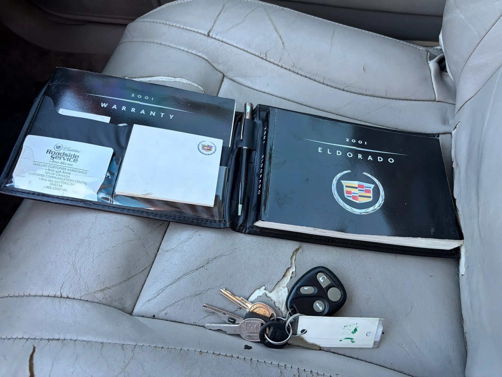 Used 2001 Cadillac Eldorado ESC w/ Comfort/Convenience Pkg FWD image 18