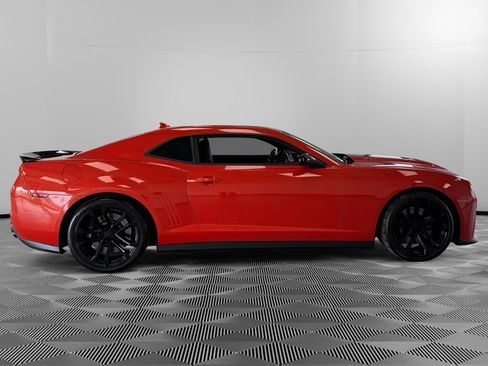 Used 2013 Chevrolet Camaro ZL1 w/ Gray Stripe Package image 8