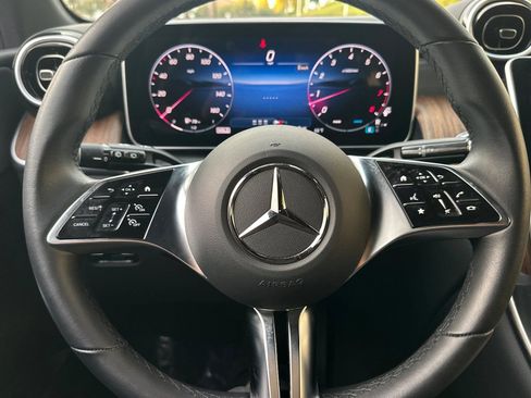 Certified 2025 Mercedes-Benz GLC 300 4MATIC image 23