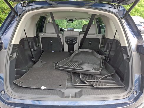 Used 2025 Honda Pilot EX-L image 29