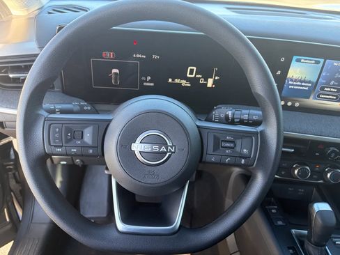 New 2026 Nissan Kicks S image 11