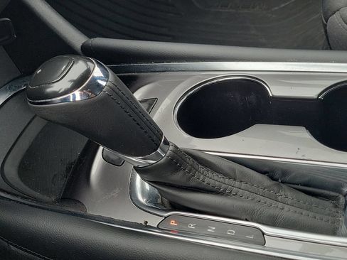 Used 2016 Chevrolet Malibu LT FWD image 27