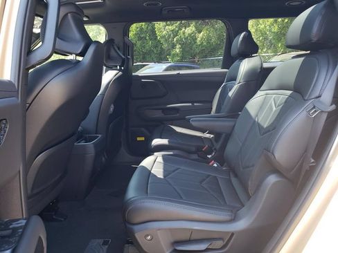 New 2027 Kia Telluride SX X-Line AWD/4WD image 7