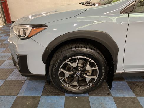 Used 2019 Subaru Crosstrek 2.0i Premium w/ Eyesight System image 9