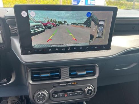 New 2025 Ford Maverick Lobo image 19