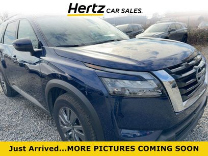 Used 2025 Nissan Pathfinder SV