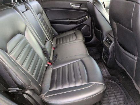 Used 2020 Ford Edge SEL w/ Cold Weather Package AWD/4WD image 28