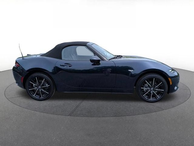 New 2026 MAZDA MX-5 Miata Grand Touring RWD image 2